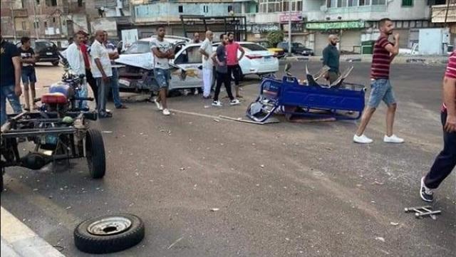 إصابة شخصين في حادث تصادم على طريق المحمودية بالإسكندرية