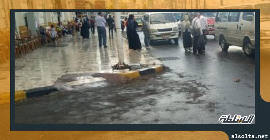 هطول أمطار خفيفة بالعجمى غرب الإسكندرية