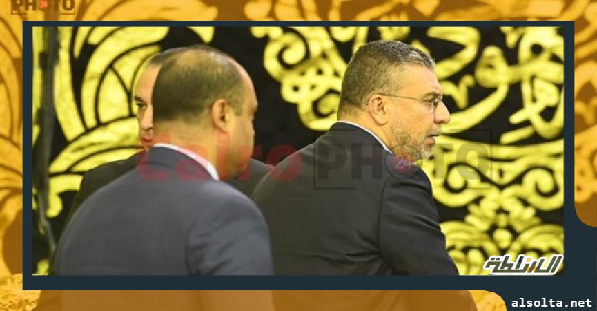   عمرو الليثي في عزاء المحامي فريد الديب