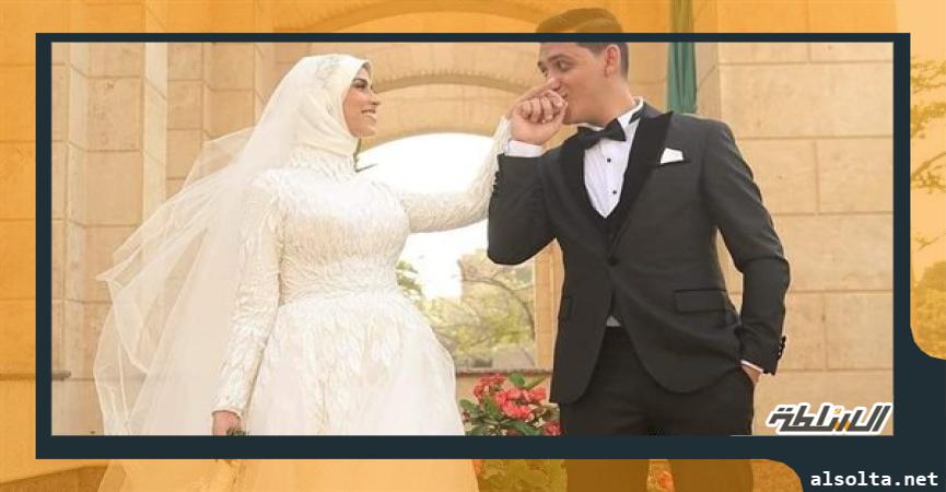   الشاب أحمد شوقي وزوجته