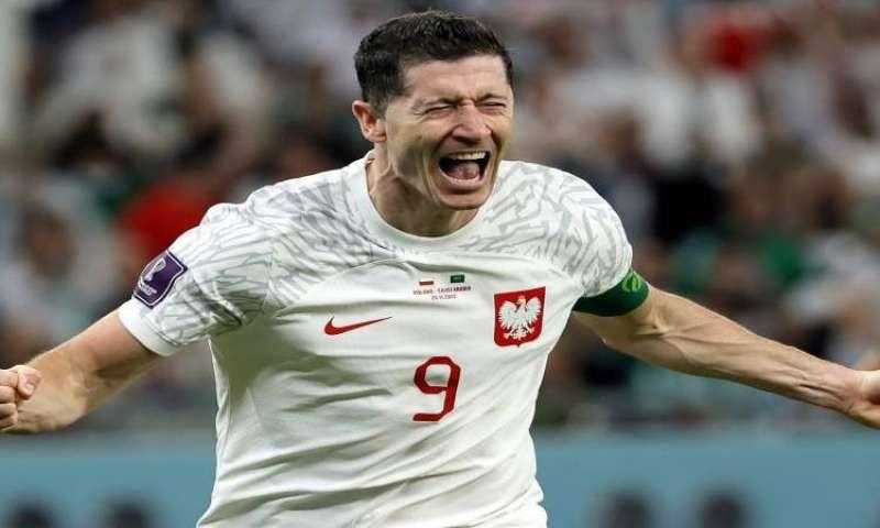 «ليفاندوفسكى» أفضل لاعب فى مباراة بولندا والسعودية
