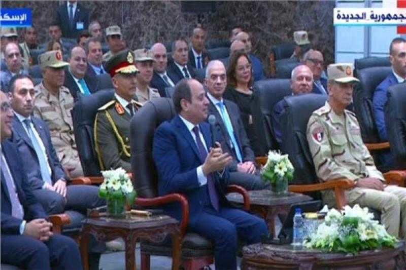 الرئيس السيسي: مش هنزيل عماير في الإسكندرية لتنفيذ المحاور الجديدة