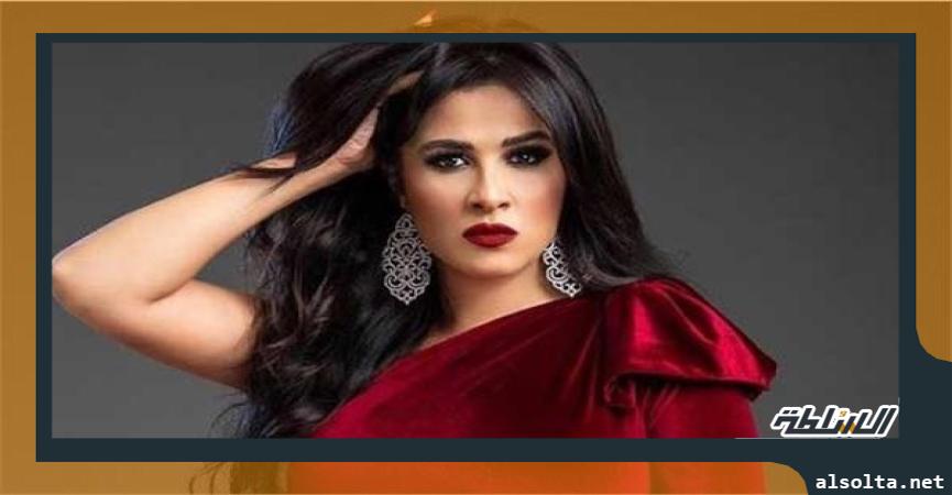 الفنانة ياسيم عبدالعزيز