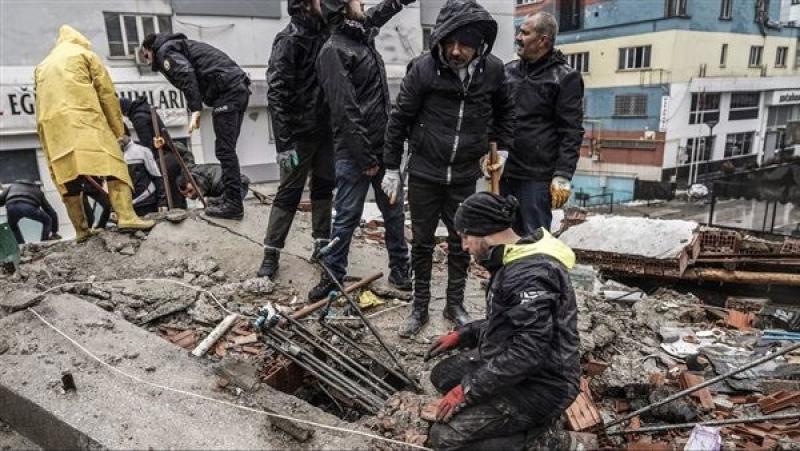 علماء جيولوجيا يفجرون مفاجأة حول الزلزال المدمر: أزاح تركيا إلى الغرب بمقدار 3 أمتار