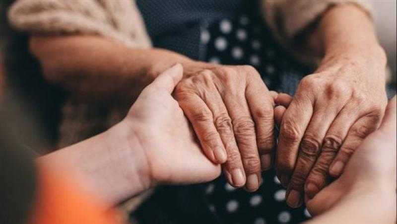 هل يجوز الاحتفال بعيد الأم؟ احذر من 6 مصائب تحل على العاق