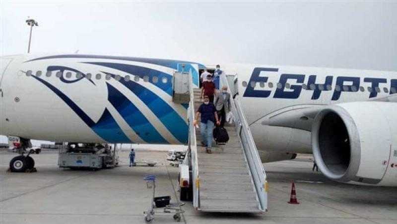 قرار عاجل من مصر للطيران بشأن السفر إلى مطار رفيق الحريري في بيروت