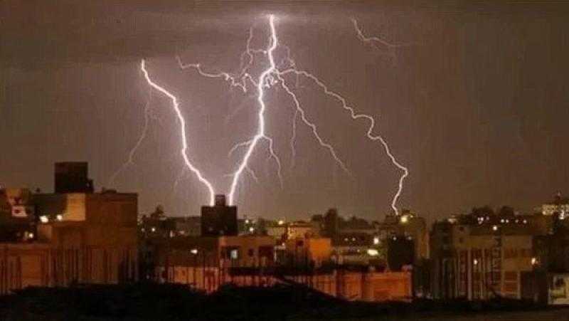أخبار الطقس اليوم السبت ثالث أيام رمضان.. رعد وسيول وأتربة تضرب البلاد