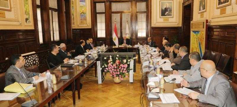 وزير الزراعة يترأس اجتماع مجلس إدارة الاصلاح الزراعي