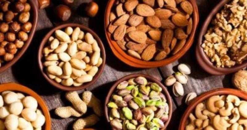 تقلل الالتهاب وتحافظ على الوزن.. تعرف على فوائد المكسرات