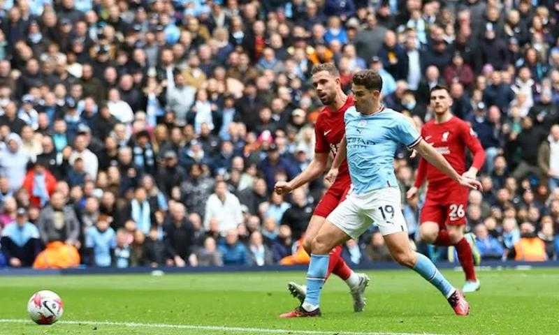 دي بروين يسجل هدف مانشستر سيتي الثاني في مرمى ليفربول