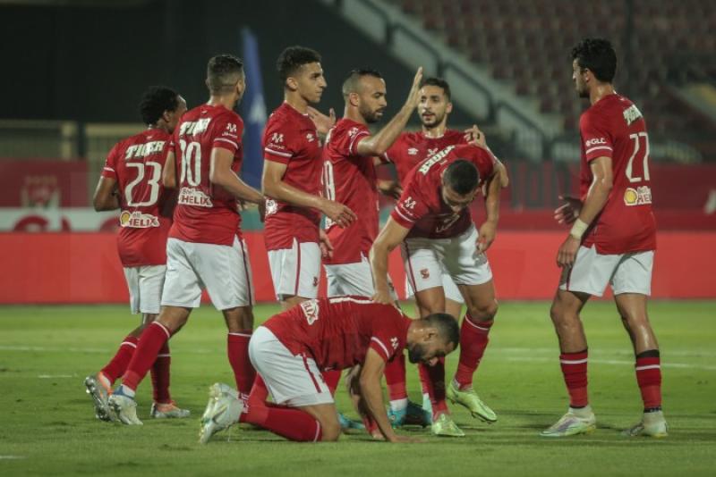 معلقين مباراة الأهلي وبيراميدز في نهائي كأس مصر 2022