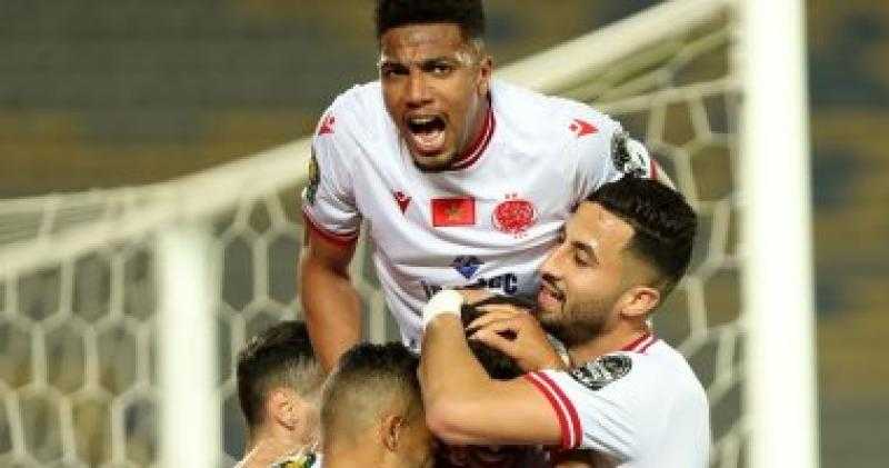 الوداد يحفز لاعبيه قبل مواجهة الأهلي فى نهائي دوري أبطال أفريقيا