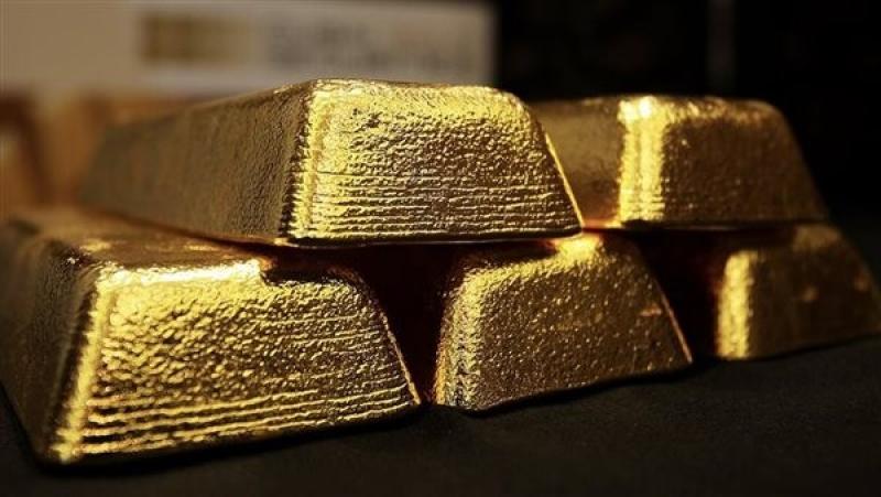أسعار الذهب تستقر عالميا.. وآمال بالتوقف عن رفع الفائدة