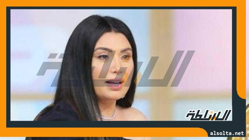 عبير صبرى بإطلالة كاجوال فى دبى