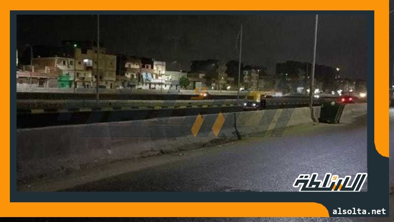 العاصفة بدأت.. أمطار خفيفة ورياح تضرب شوارع القاهرة