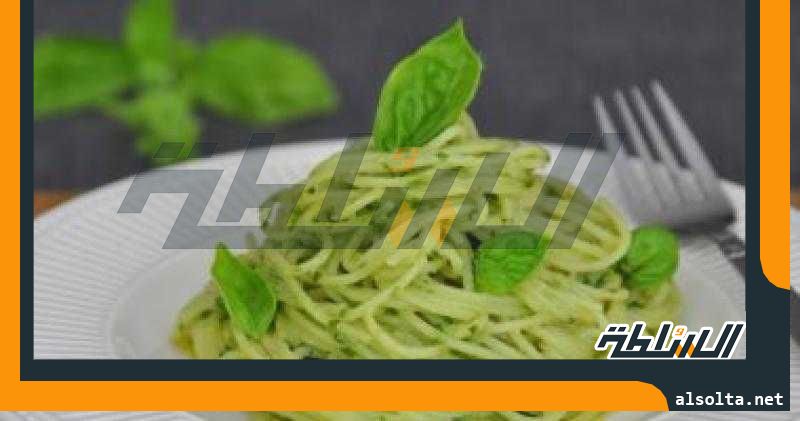 طريقة عمل المكرونة الخضراء بطعم لذيذ.. دلعي أولادك