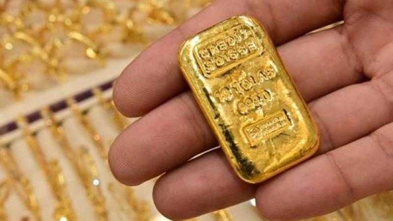 أسعار الذهب تقترب من 2200 بسبب الاستيراد وتراجع الطلب