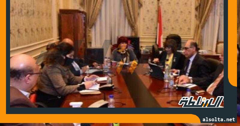 القانون يلزم اللجنة الوزارية للسياحة بإعداد تقرير سنوى يعرض على المجلس الأعلى