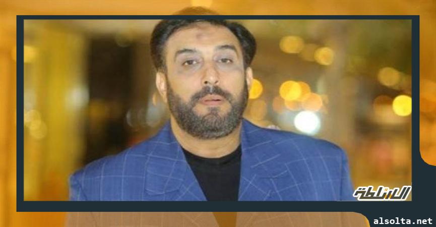 المطرب حسام حسني