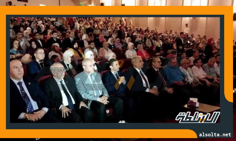 ”آداب القناة” تحتفل بتخريج 228 طالب بالدفعة الأولى بجامعة قناة السويس