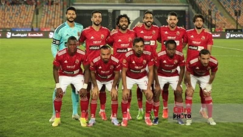 13 لاعبا خارج قائمة الأهلي استعدادا لمباراة لمقاولون العرب