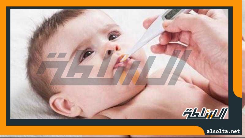 نصائح مهمة تساعدك في خفض حرارة طفلك عند إصابته بالحمى