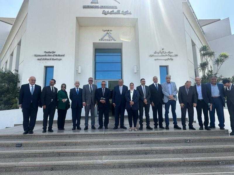 الدكتور محمود محيي الدين: ما زال العالم يعاني من عجز في الثقة يصحبه فائض من الأزمات