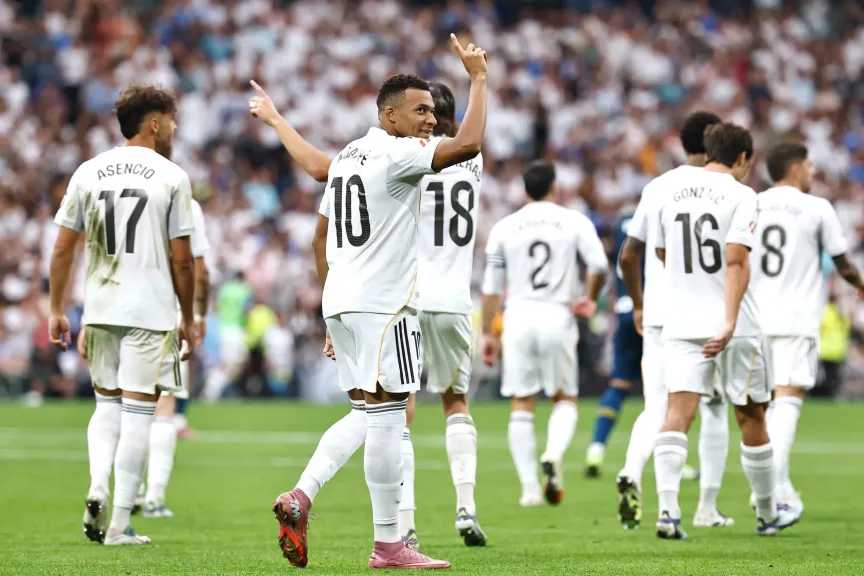 مواعيد ونتائج مباريات الدوري الإسباني القادمة وريال مدريد كاد أن يسقط