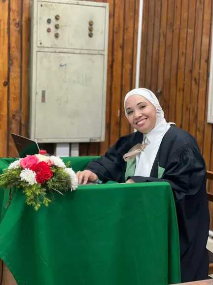 مبروك.. أميرة فرحات تحصل على الدكتوراه بدرجة امتياز مع مرتبة الشرف في... مبروك.. أميرة فرحات تحصل على الدكتوراه بدرجة امتياز مع مرتبة الشرف في إدارة الوثائق الإلكترونية