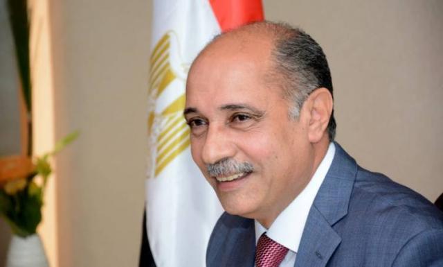 يونس المصري وزير الطيران المدني