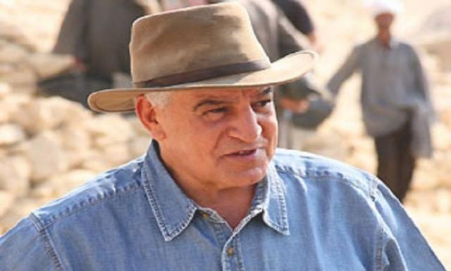الدكتور زاهي حواس عالم الآثار المصري