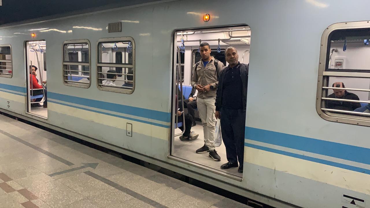 المهندس كامل الوزير في محطة مترو الشهداء